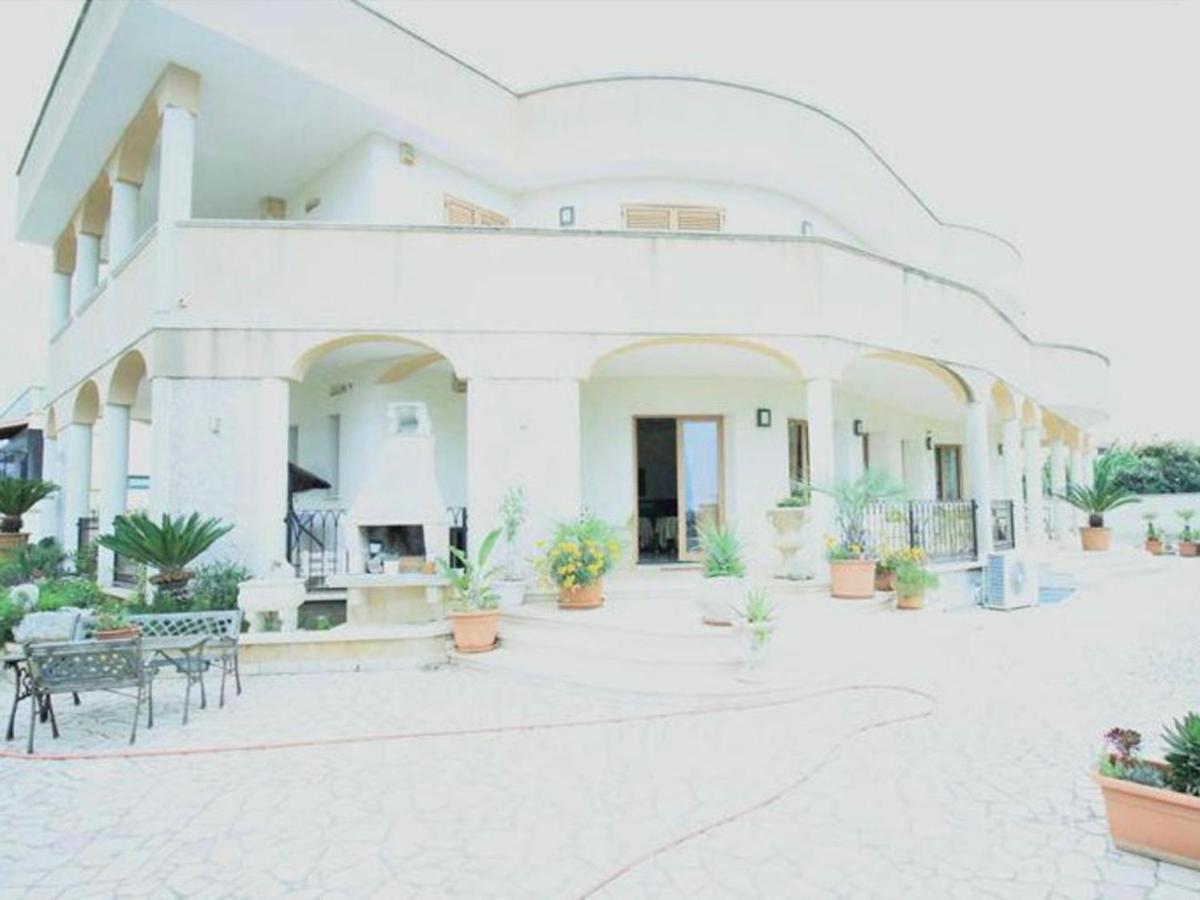 B&B Arcobaleno Salve Dış mekan fotoğraf